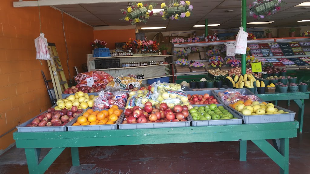 Jiggs Fruit Market | 5301 Valley Station Rd, Louisville, KY 40272, USA | Phone: (502) 309-4667