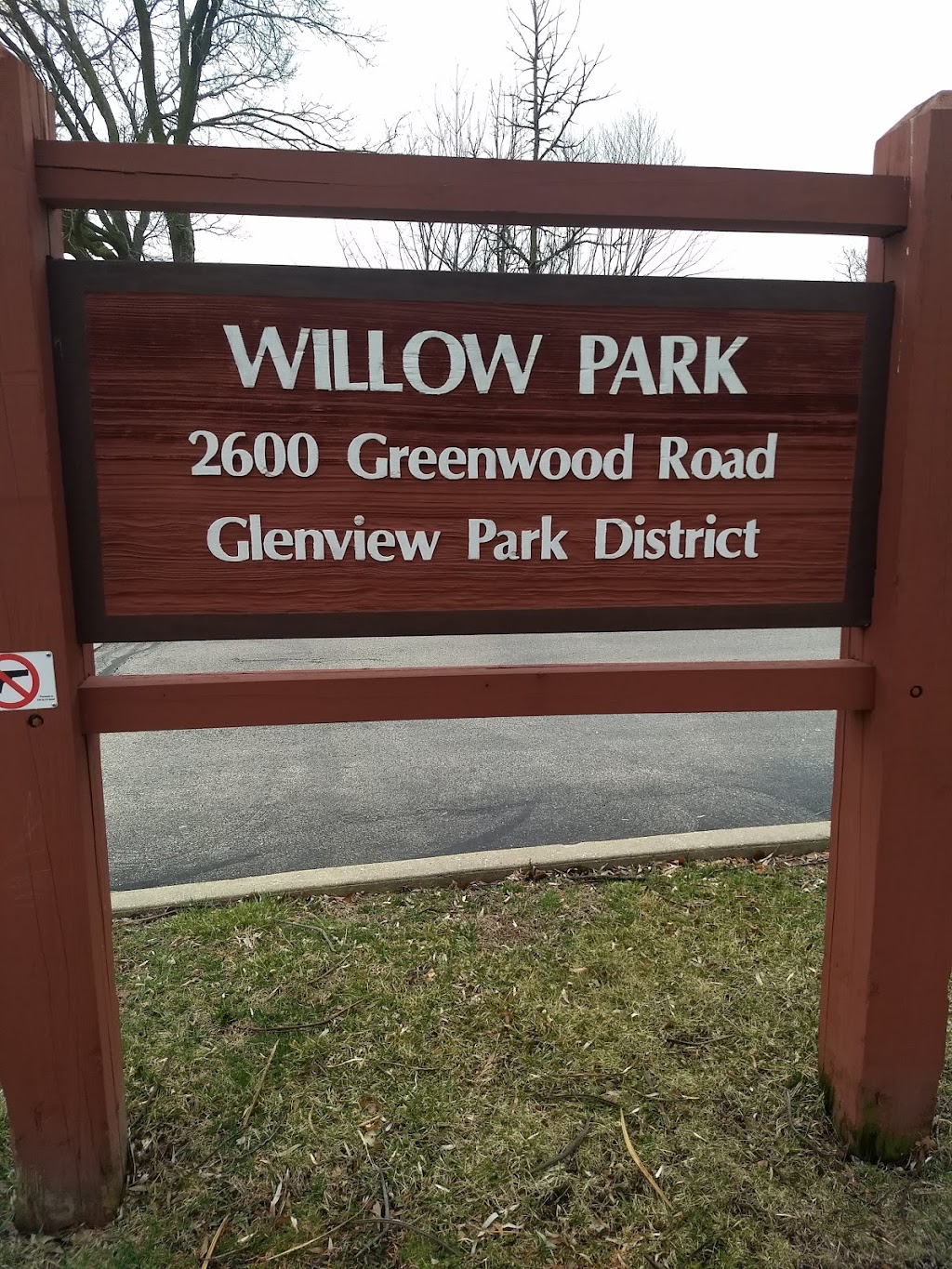 Willow Park | 2600 Greenwood Rd, Glenview, IL 60025, USA | Phone: (847) 724-5670