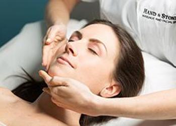 Hand and Stone Massage and Facial Spa | 2844 S Eagle Rd, Newtown, PA 18940, USA | Phone: (215) 792-2859