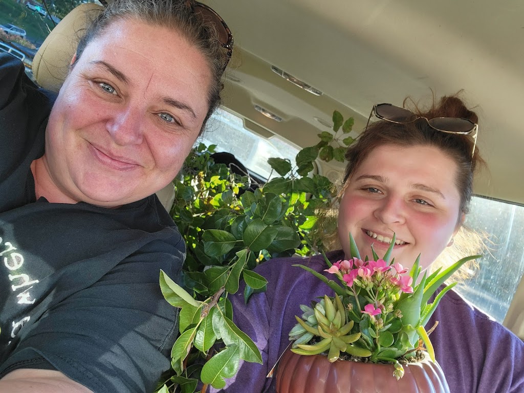 Rolling Hills Garden Center | 400 S Madison Blvd, Roxboro, NC 27573, USA | Phone: (336) 599-0385