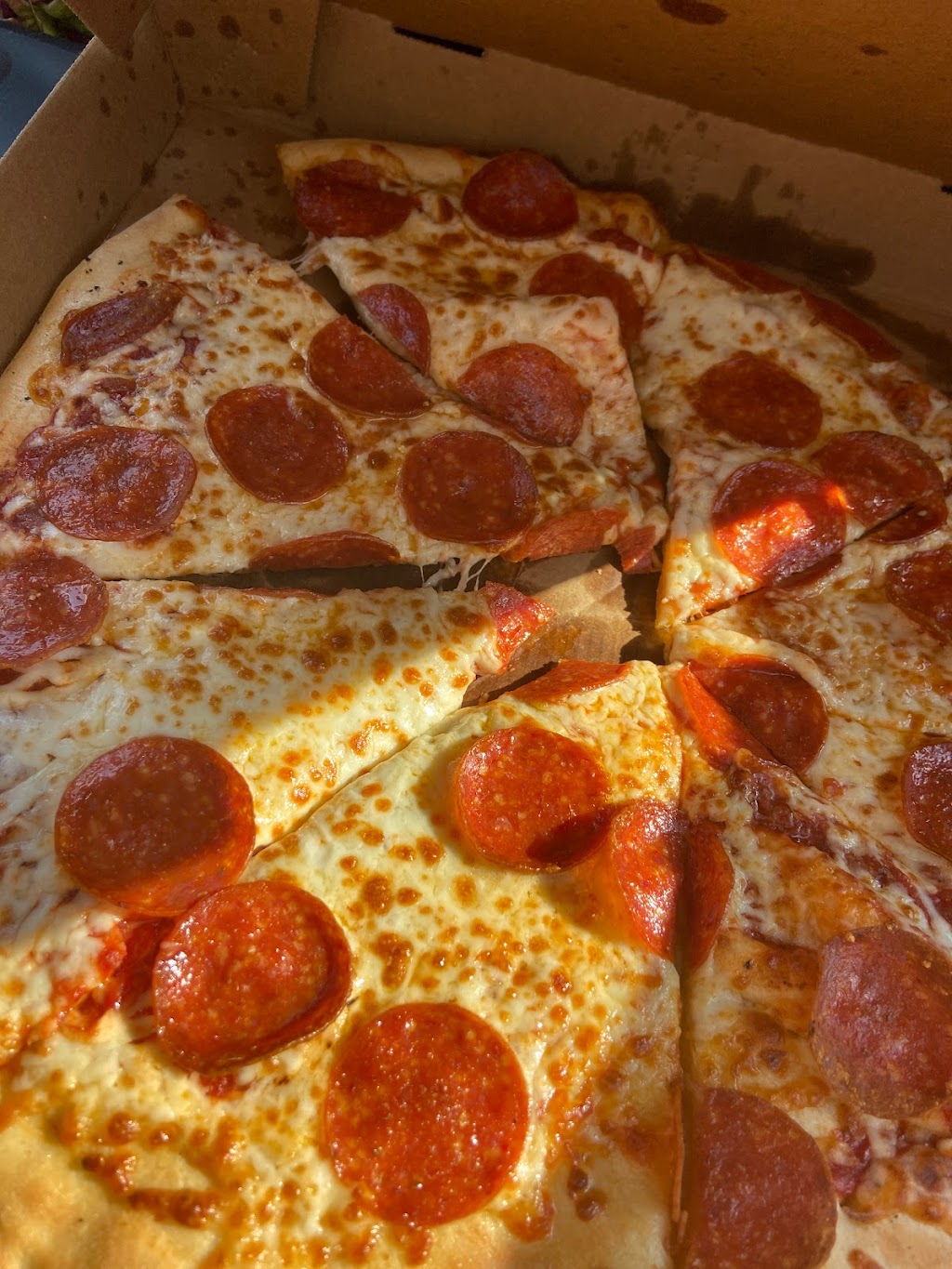 Little Caesars Pizza | 245 E McKinley Ave, Fresno, CA 93728 | Phone: (559) 266-3733