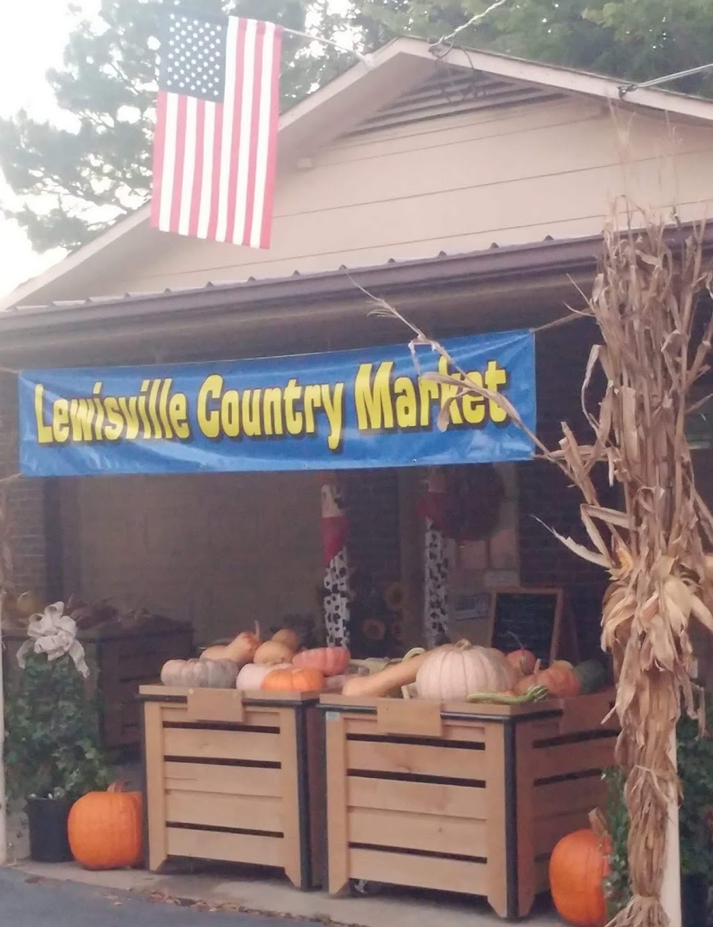 Lewisville Country Market | 6373 Shallowford Rd, Lewisville, NC 27023, USA | Phone: (336) 946-6532