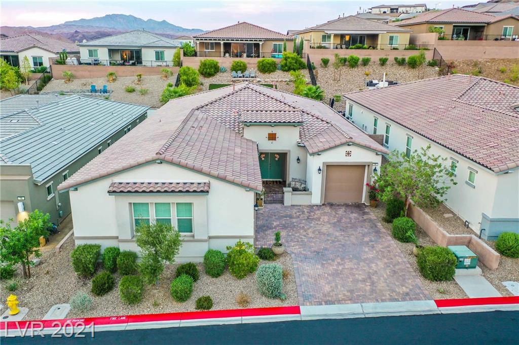 The Smith King Team | 9420 W Sahara Ave #100, Las Vegas, NV 89117, United States | Phone: (702) 212-2200