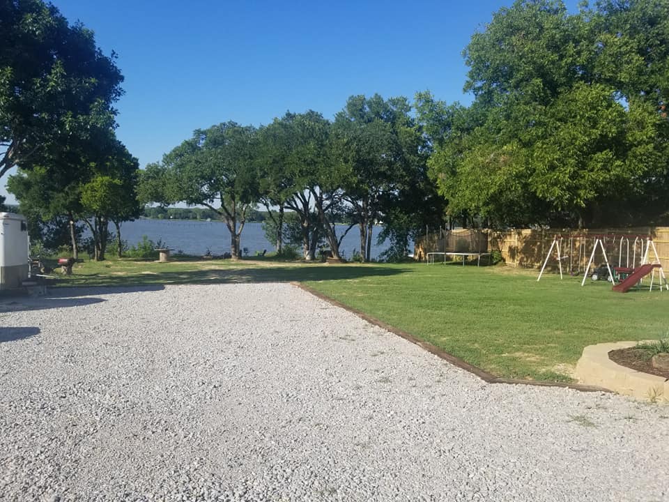 Eagle Point RV Park | 7170 Briar Rd, Azle, TX 76020, USA | Phone: (817) 975-5721