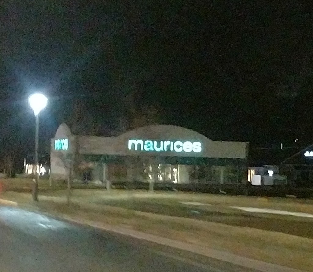 Maurices | 1495 Hamilton Ave, New Richmond, WI 54017, USA | Phone: (715) 246-0323