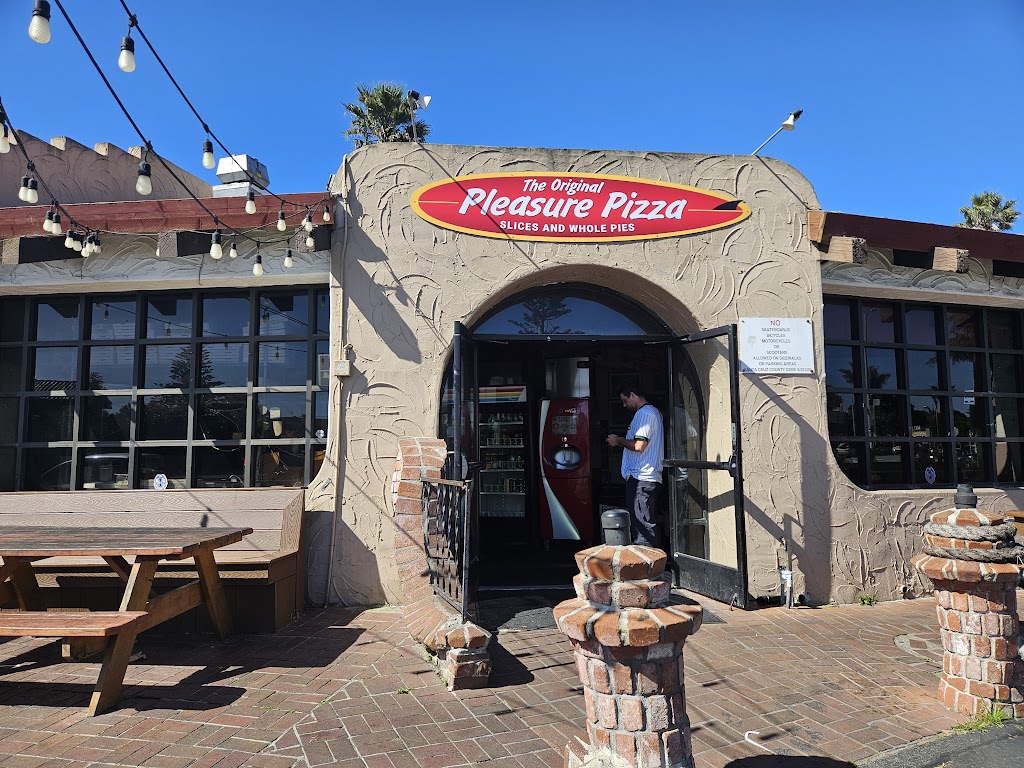 Pleasure Pizza | 4000 Portola Dr, Santa Cruz, CA 95062, USA | Phone: (831) 475-4002