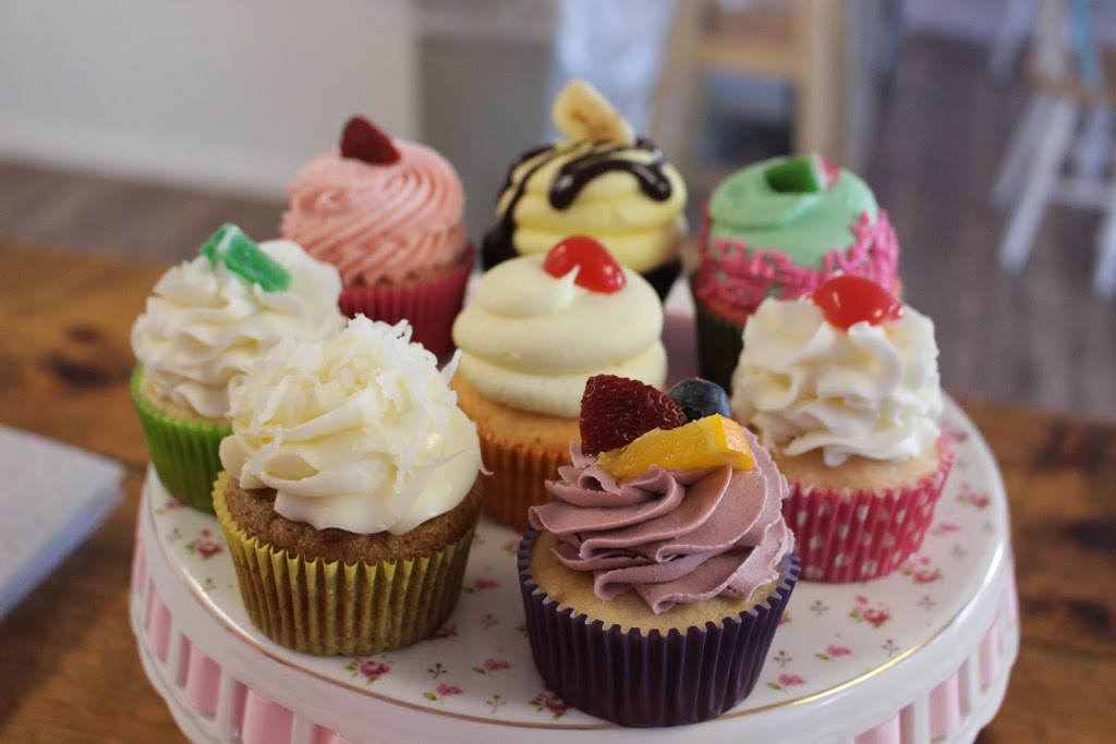 Chubby Chix Cakery | 5037 Lake Ave, Orchard Park, NY 14127, USA | Phone: (716) 822-0107