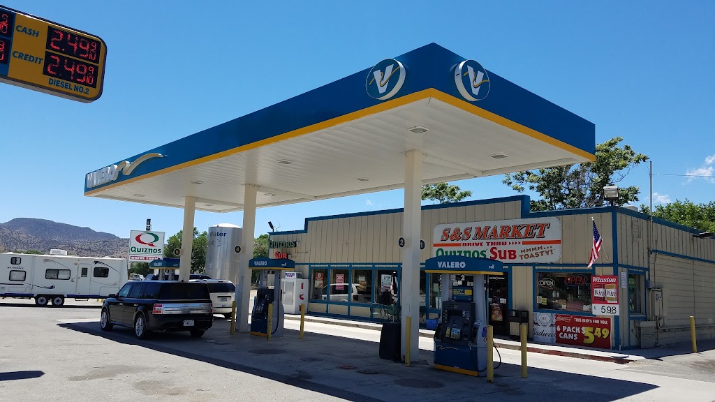 Valero / S&S Mini Mart & Deli | 215 US-50, Dayton, NV 89403, USA | Phone: (775) 246-0246