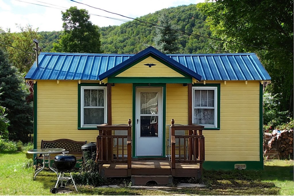 Catskill Bungalow | Wright St, Prattsville, NY 12468, USA | Phone: (518) 412-2299