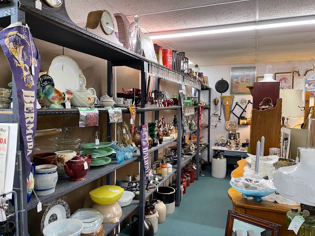 Memory Lane Antique Shop | 12939 M-50, Brooklyn, MI 49230, USA | Phone: (517) 592-4218