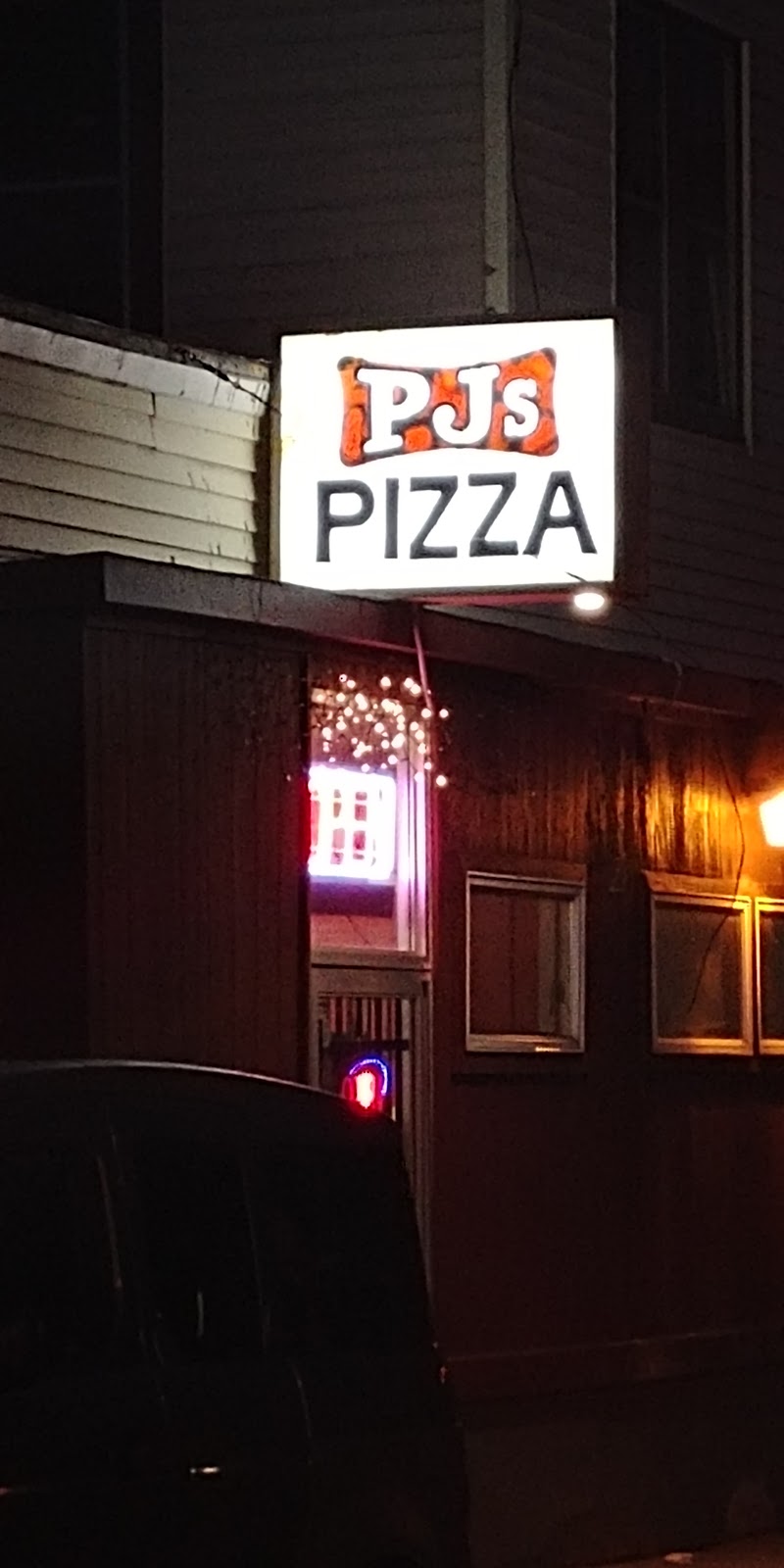 PJs Pizza | 27 Ontario St, Albany, NY 12206, USA | Phone: (518) 462-9028