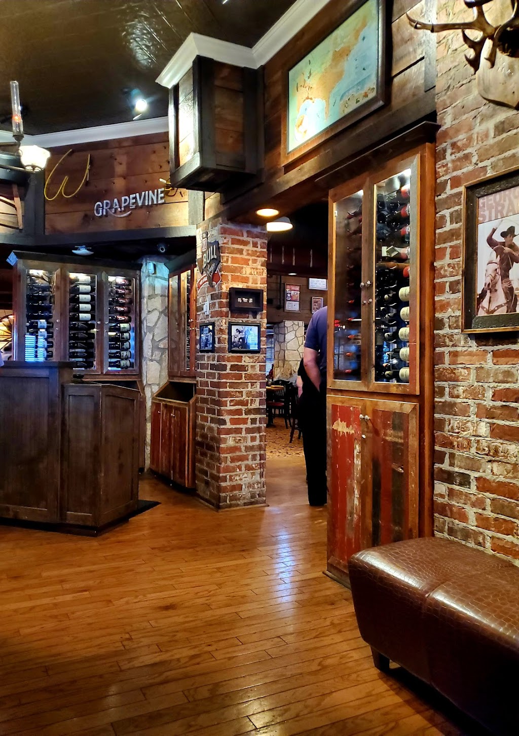 Saltgrass Steak House | 102 TX-114 E, Grapevine, TX 76051, USA | Phone: (817) 329-1900