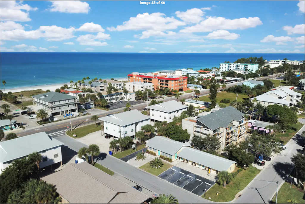 Pelican Vacation Rentals | 108 21st Ave N, Indian Rocks Beach, FL 33785, USA | Phone: (727) 902-1065