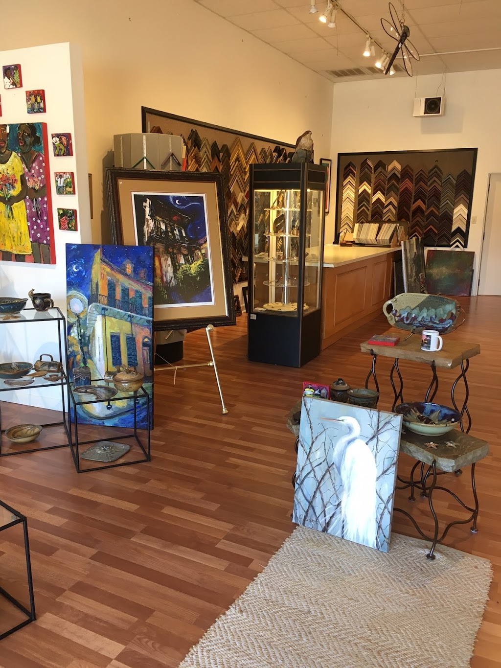 Pineapple Gallery | 829 Asbury Dr, Mandeville, LA 70471, USA | Phone: (985) 626-0028