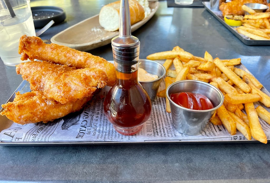 Cork & Barrel Craft Kitchen + Microbrewery | 4000 E Palm Valley Blvd, Round Rock, TX 78665, USA | Phone: (512) 582-0155