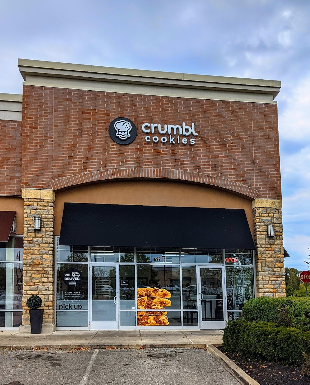 Crumbl Cookies - Delaware | 820 Sunbury Rd Ste 622, Delaware, OH 43015, USA | Phone: (740) 206-8375