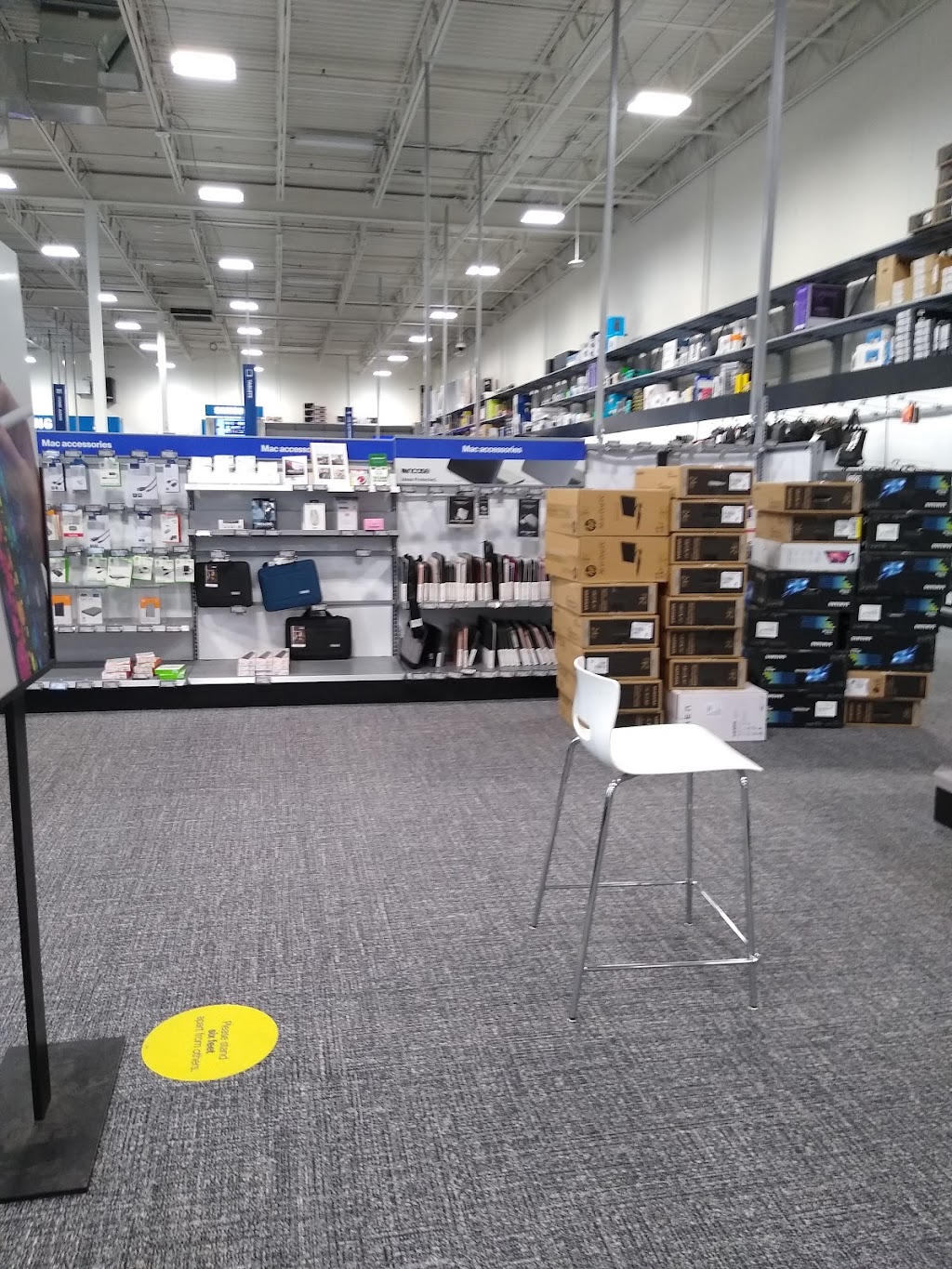 Best Buy | 15300 Cedar Ave, Apple Valley, MN 55124, USA | Phone: (952) 431-2466