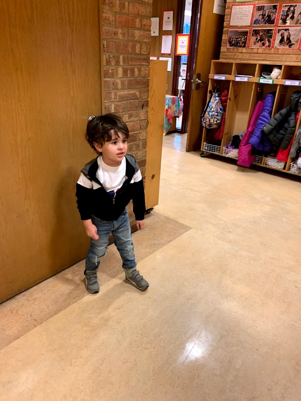 Highland Park Montessori | 1301 Clavey Rd, Highland Park, IL 60035, USA | Phone: (847) 433-3383