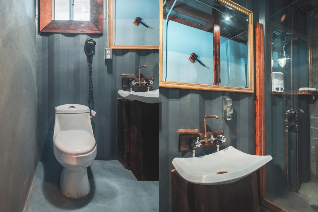 Hotel Castillo Ferrer | km.86 La ruta del Vino San Antonio necua, 22750 Ensenada, B.C., Mexico | Phone: 33 1918 3877