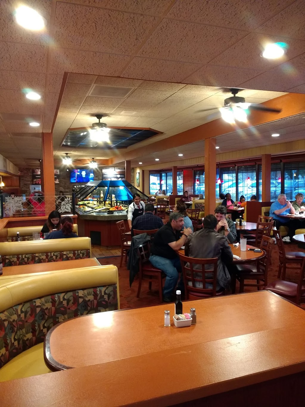 Sizzler | 7902 Orangethorpe Ave, Buena Park, CA 90621, USA | Phone: (714) 521-8261