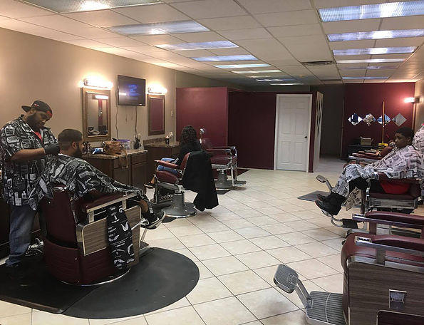 The Legendary Right Touch Barbershop | 3367 N Academy Blvd, Colorado Springs, CO 80917, USA | Phone: (719) 574-4414