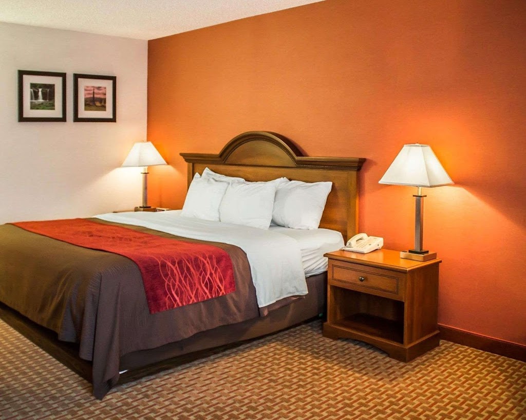 Quality Inn | 15860 St Clair Ave, East Liverpool, OH 43920, USA | Phone: (330) 386-3800