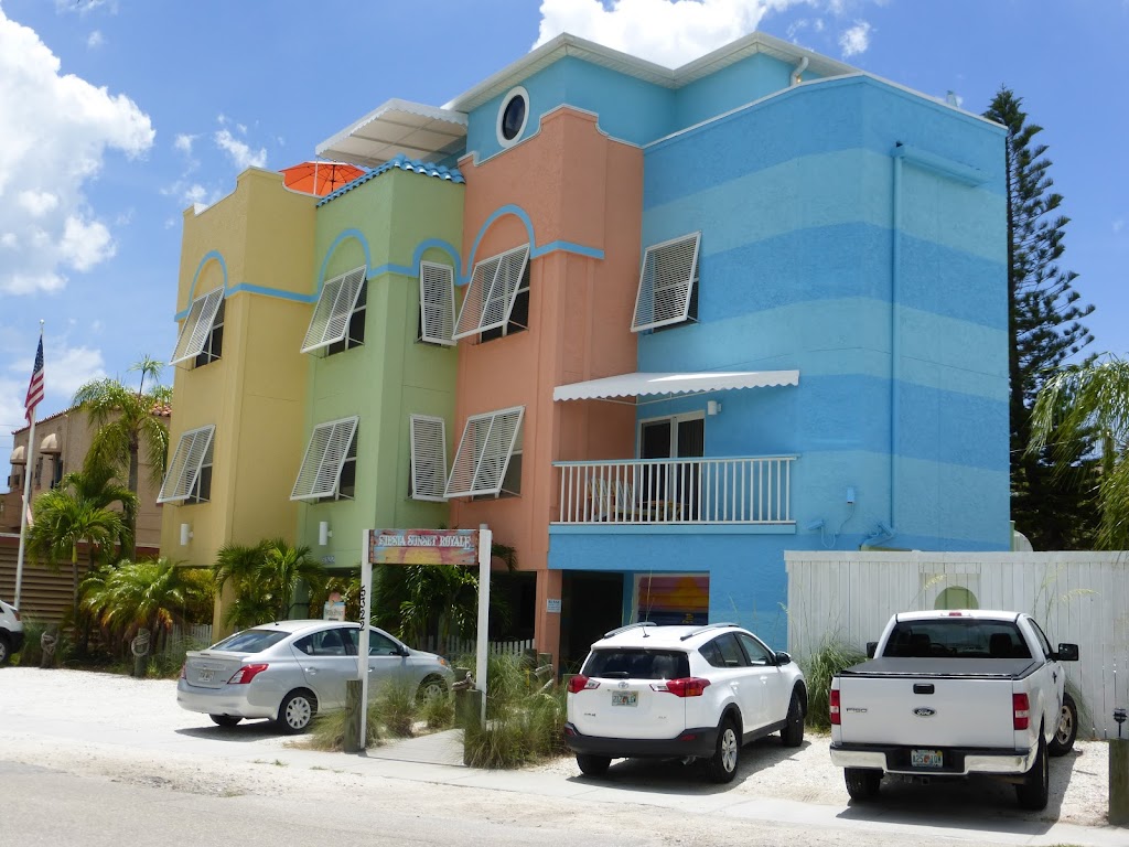 Sunset Royale | 711 Beach Rd UNIT 412, Siesta Key, FL 34242, USA | Phone: (941) 548-6001