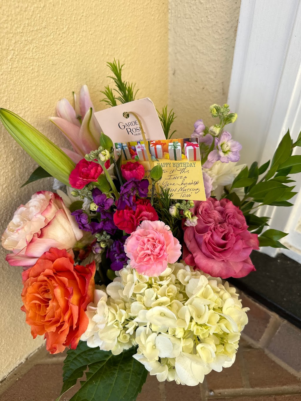 Island Girl Florist | 522 Cedar St, Longboat Key, FL 34228, USA | Phone: (941) 773-1336