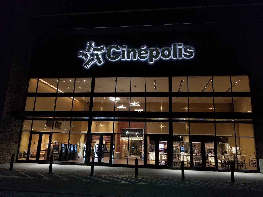 Cinépolis Luxury Cinemas | 2601 Brazos Blvd, Euless, TX 76039, USA | Phone: (817) 508-4927