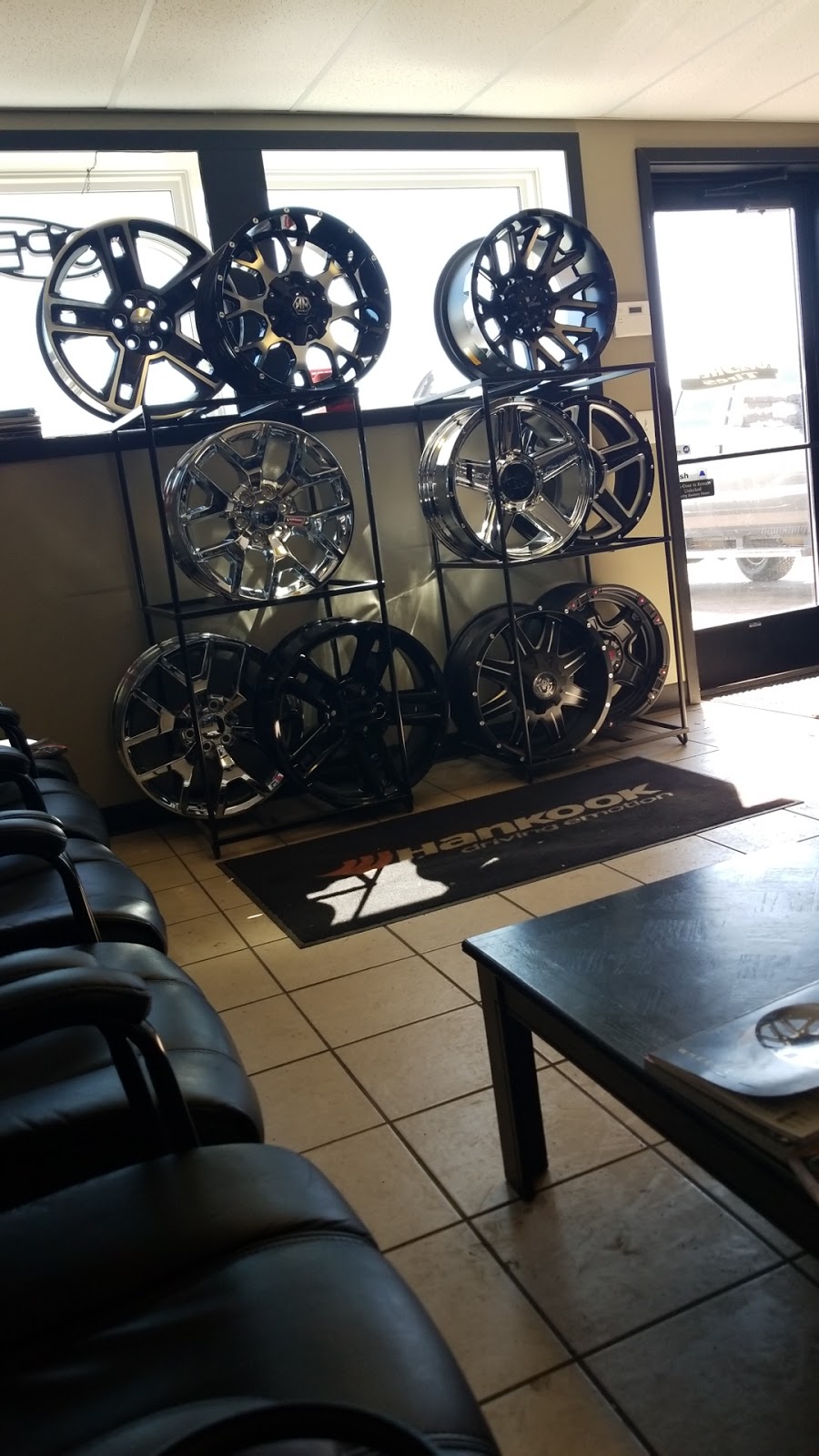 Top Shelf Tires | 9617 US-10, Ramsey, MN 55303, USA | Phone: (612) 309-6368