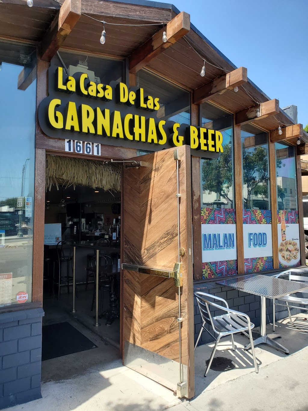 La Casa De Las Garnachas & Beer | 1661 Colorado Blvd, Los Angeles, CA 90041, USA | Phone: (323) 474-6716
