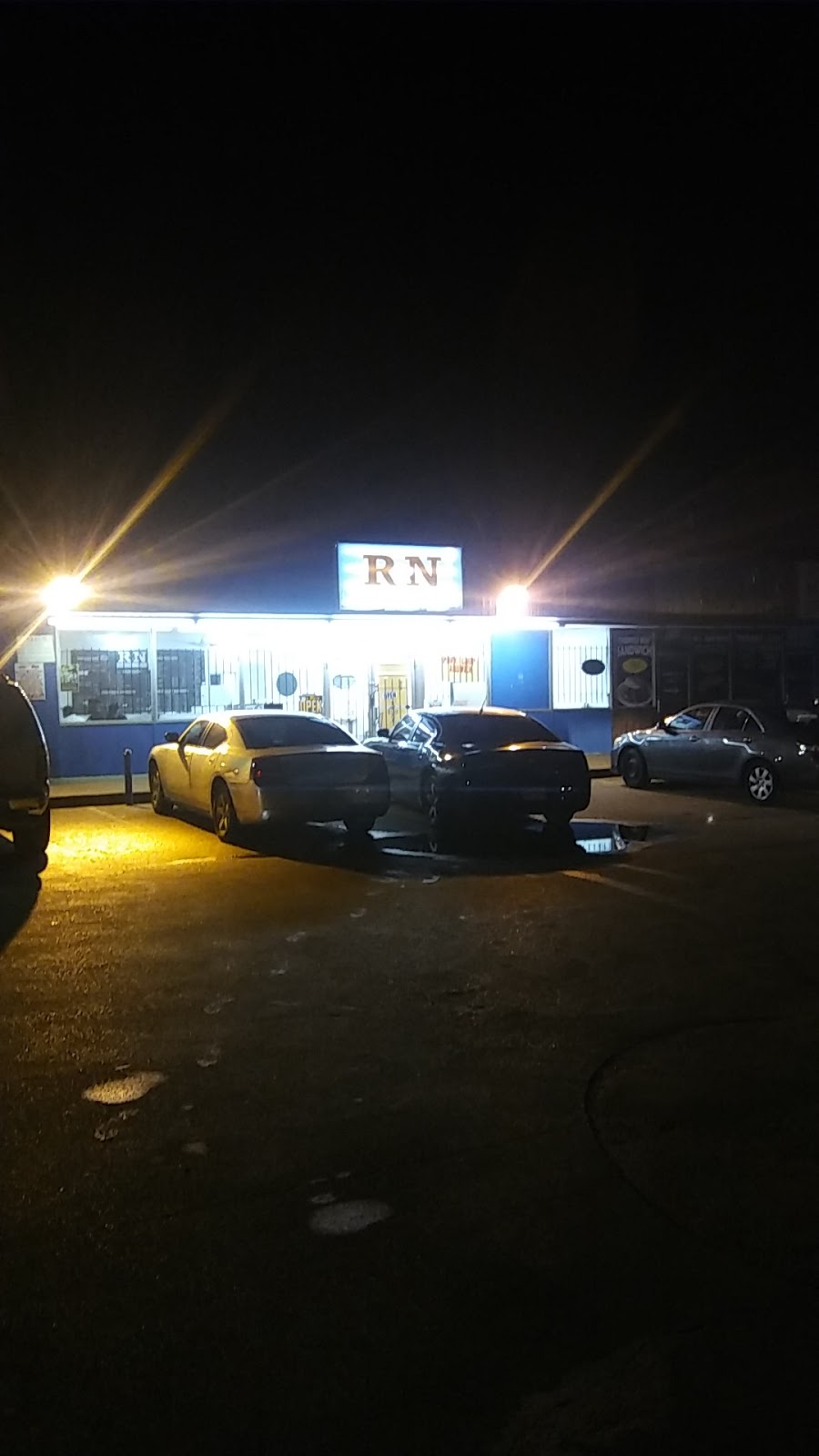 R&N Burgers + More | 7634 S Loop 12, Dallas, TX 75217, USA | Phone: (214) 484-5808