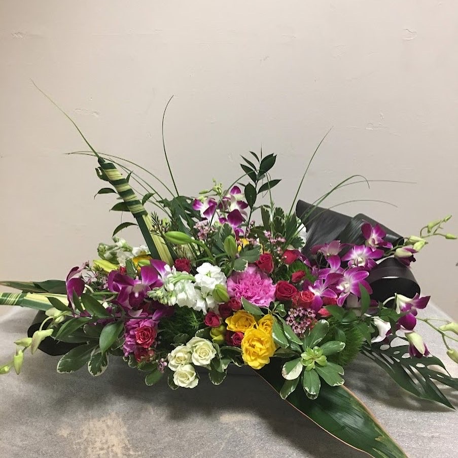 La Fiorella Floral Design | 206 Sunset Rd, Burlington, NJ 08016, USA | Phone: (609) 614-1569