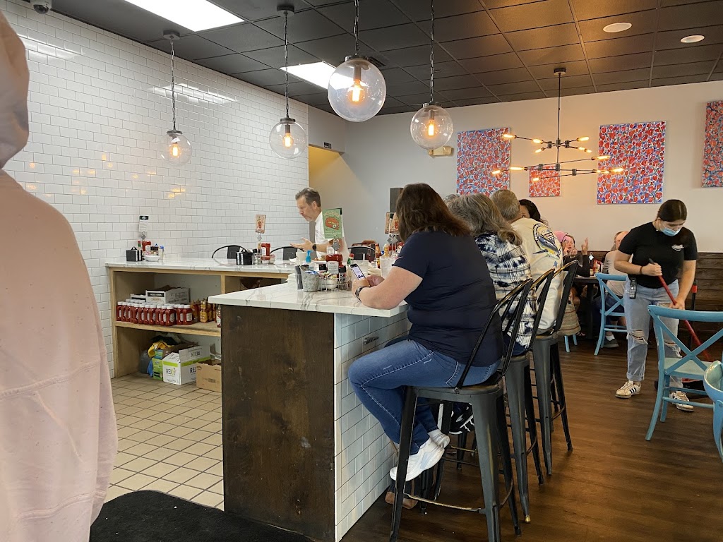 Yoga Den Bayard | 12525 Philips Hwy #204, Jacksonville, FL 32256, USA | Phone: (904) 547-0306