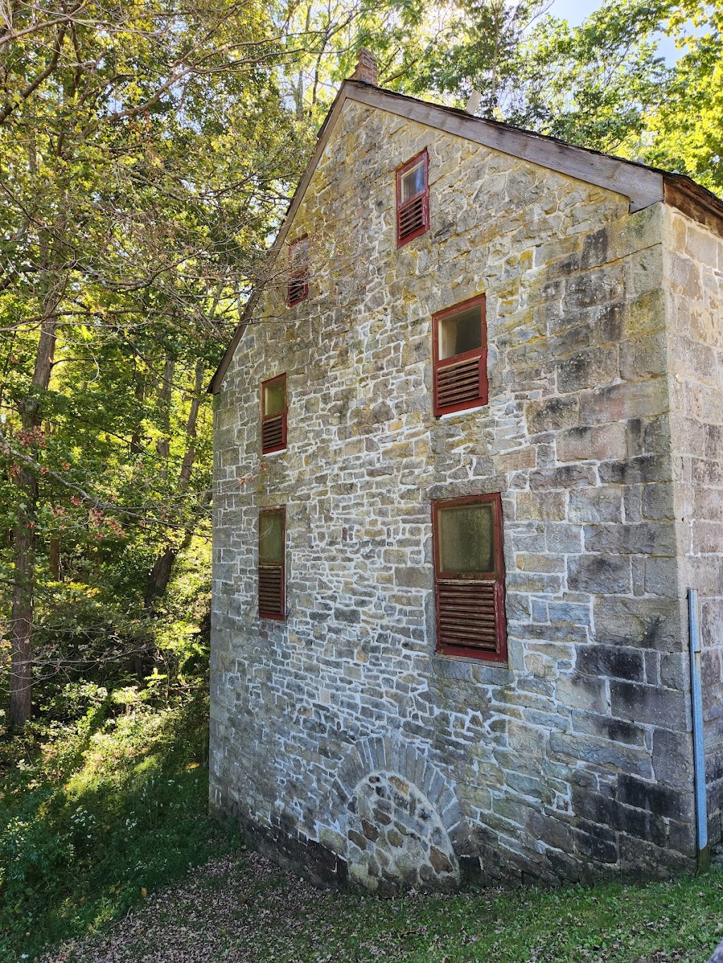 Grist Mill Trailhead and parking | Newton, NJ 07860, USA | Phone: (973) 383-5230