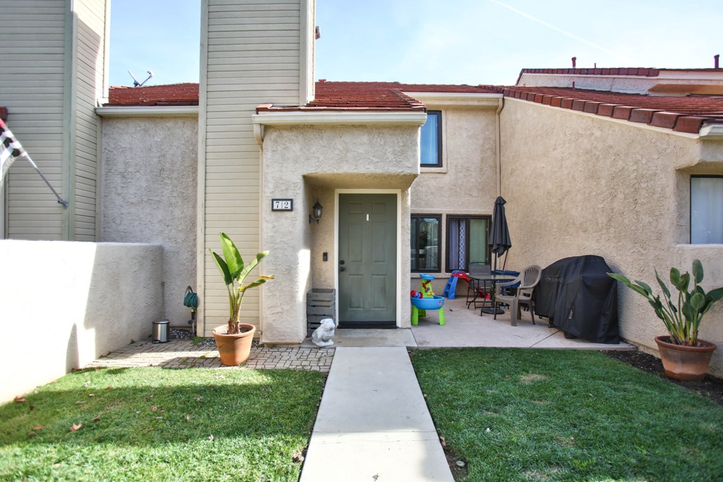 Kris Garrido - Your home sold Guaranteed, or Well buy it. | 8642 Garden Grove Blvd, Garden Grove, CA 92844 | Phone: (714) 202-2525
