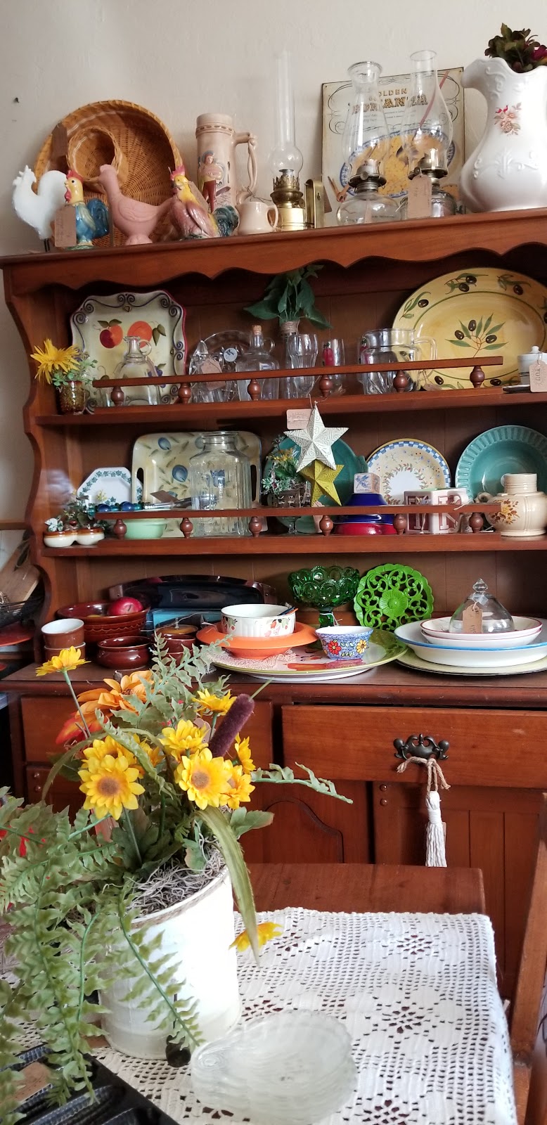 Bad Creek Antiques | 215 Main St, Delta, OH 43515, USA | Phone: (419) 822-8262