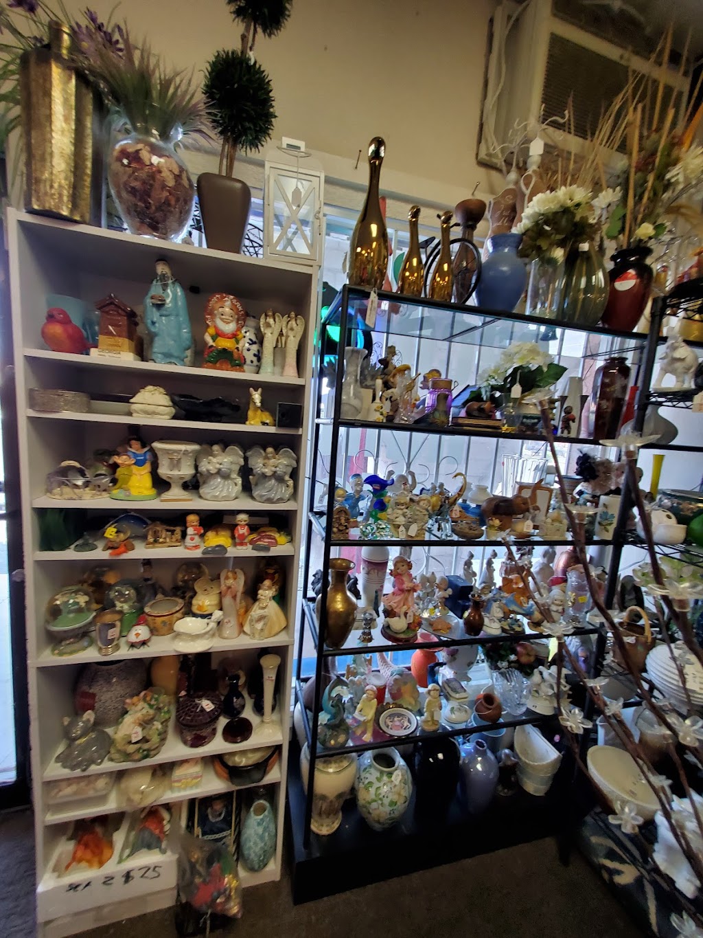 Treasures for you | 4545 E Tropicana Ave suite #1, Las Vegas, NV 89121 | Phone: (702) 888-5654