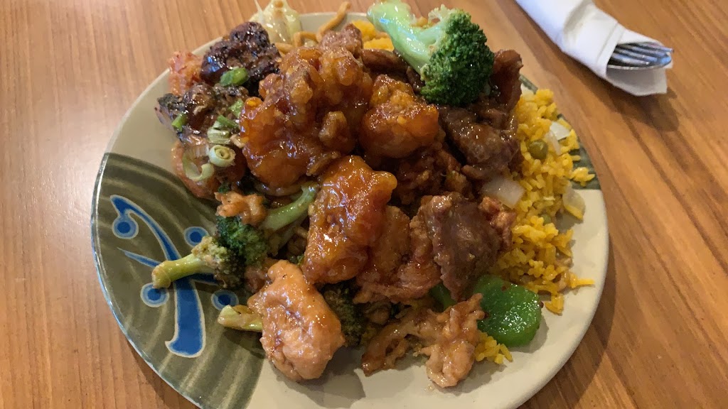 Hibachi Buffet | 111 E Lake St, Minneapolis, MN 55408, USA | Phone: (612) 825-3099