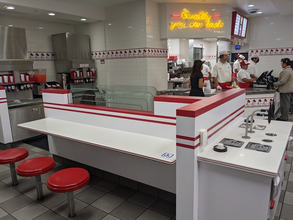 In-N-Out Burger | 12975 Beach Blvd, Stanton, CA 90680, USA | Phone: (800) 786-1000