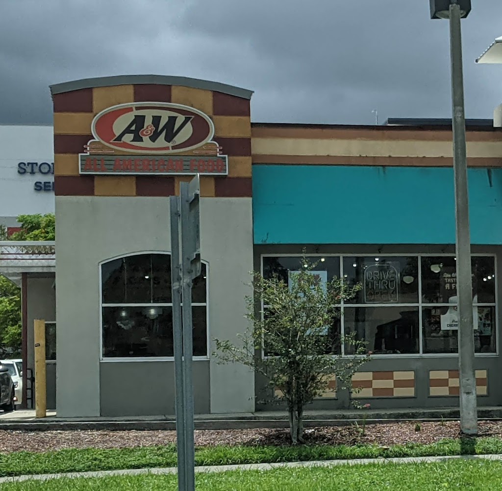 A&W Restaurant | 1707 E Fowler Ave, Tampa, FL 33612, USA | Phone: (813) 977-0914