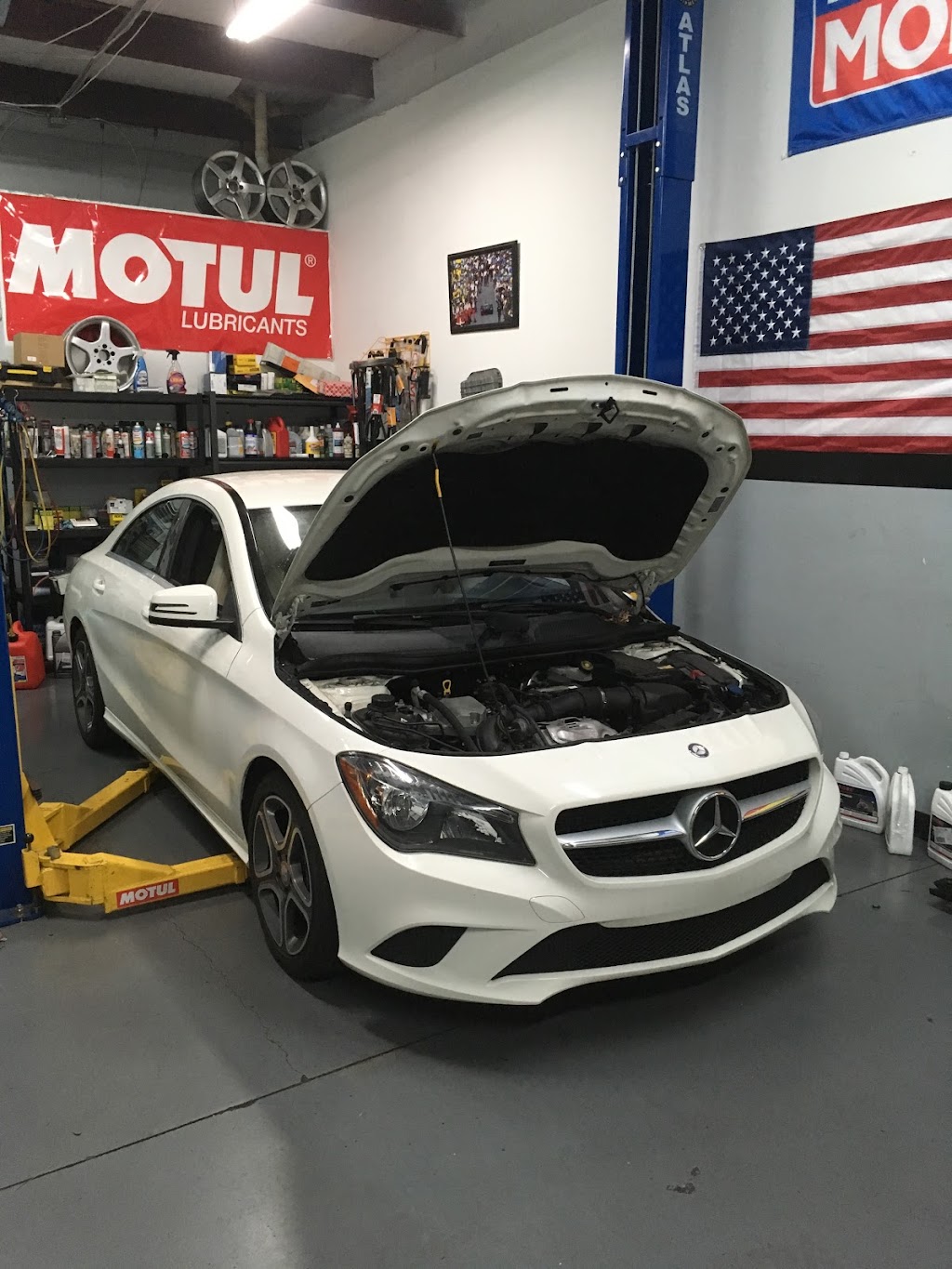 Atlanta Benz Club Mercedes Service and Repair | 125 Mansell Pl #109, Roswell, GA 30076, USA | Phone: (404) 932-2859