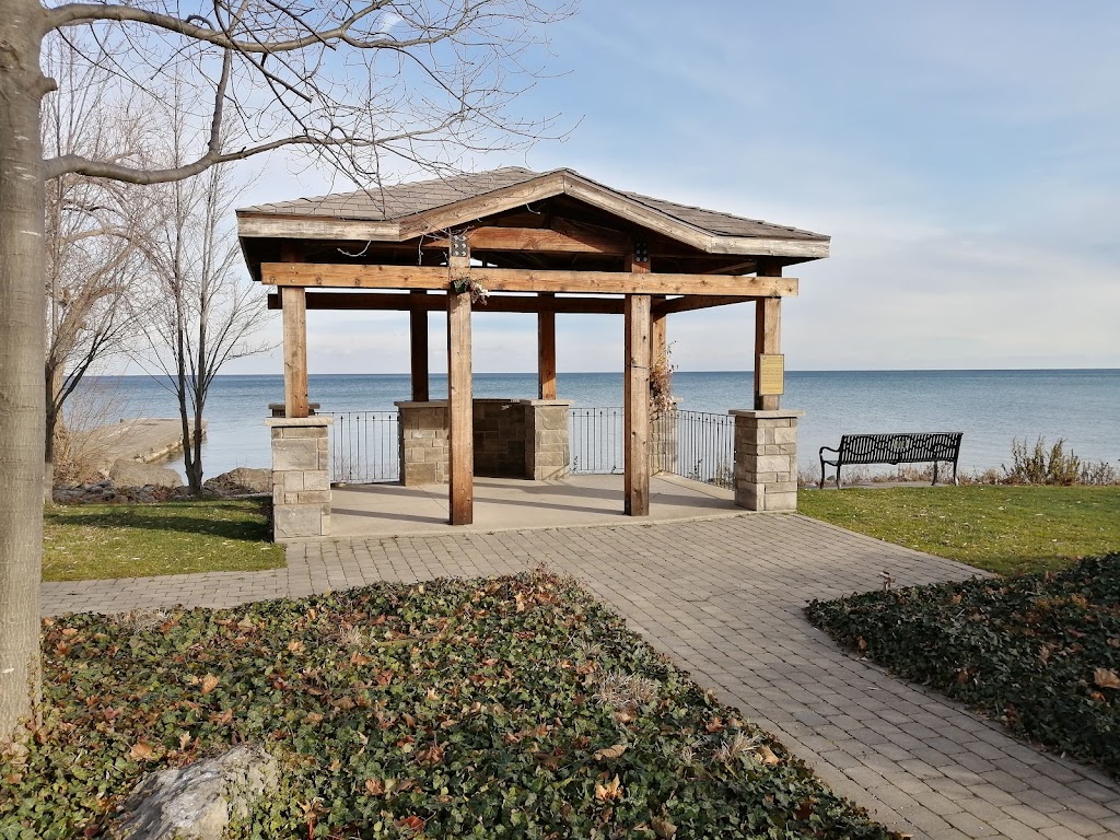 Forty Mile Creek Park | 447 Elizabeth St, Grimsby, ON L3M 3K8, Canada | Phone: (905) 945-1288