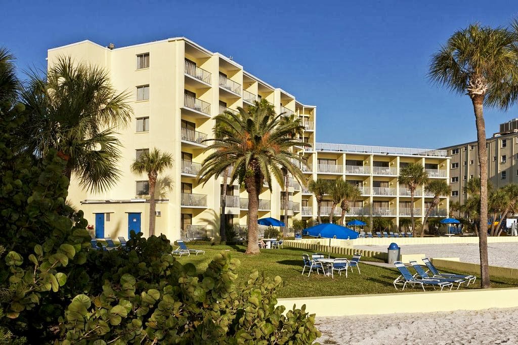 Alden Suites - A Beachfront Resort | 5900 Gulf Blvd, St Pete Beach, FL 33706, USA | Phone: (800) 237-2530