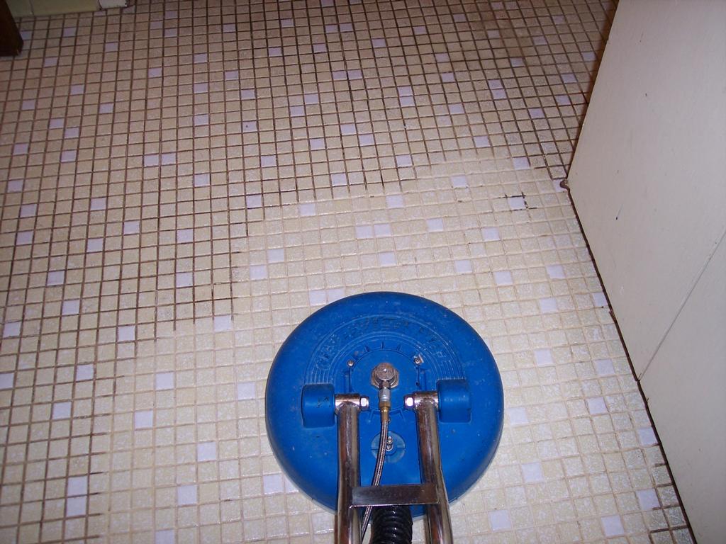 Tile Grout Cleaning Bonham TX | 215 N Main St, Bonham, TX 75418, USA | Phone: (430) 558-4931