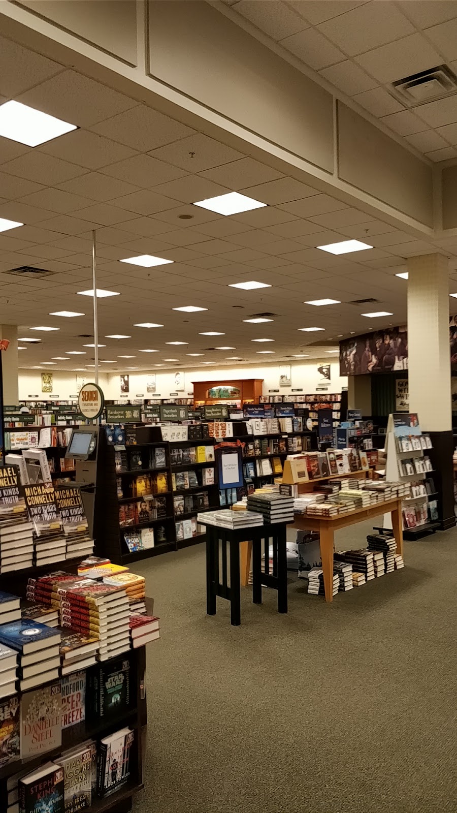 Barnes & Noble | The Shops at, 4100 Deer Creek Suite 100, Highland Village, TX 75077 | Phone: (972) 966-0099
