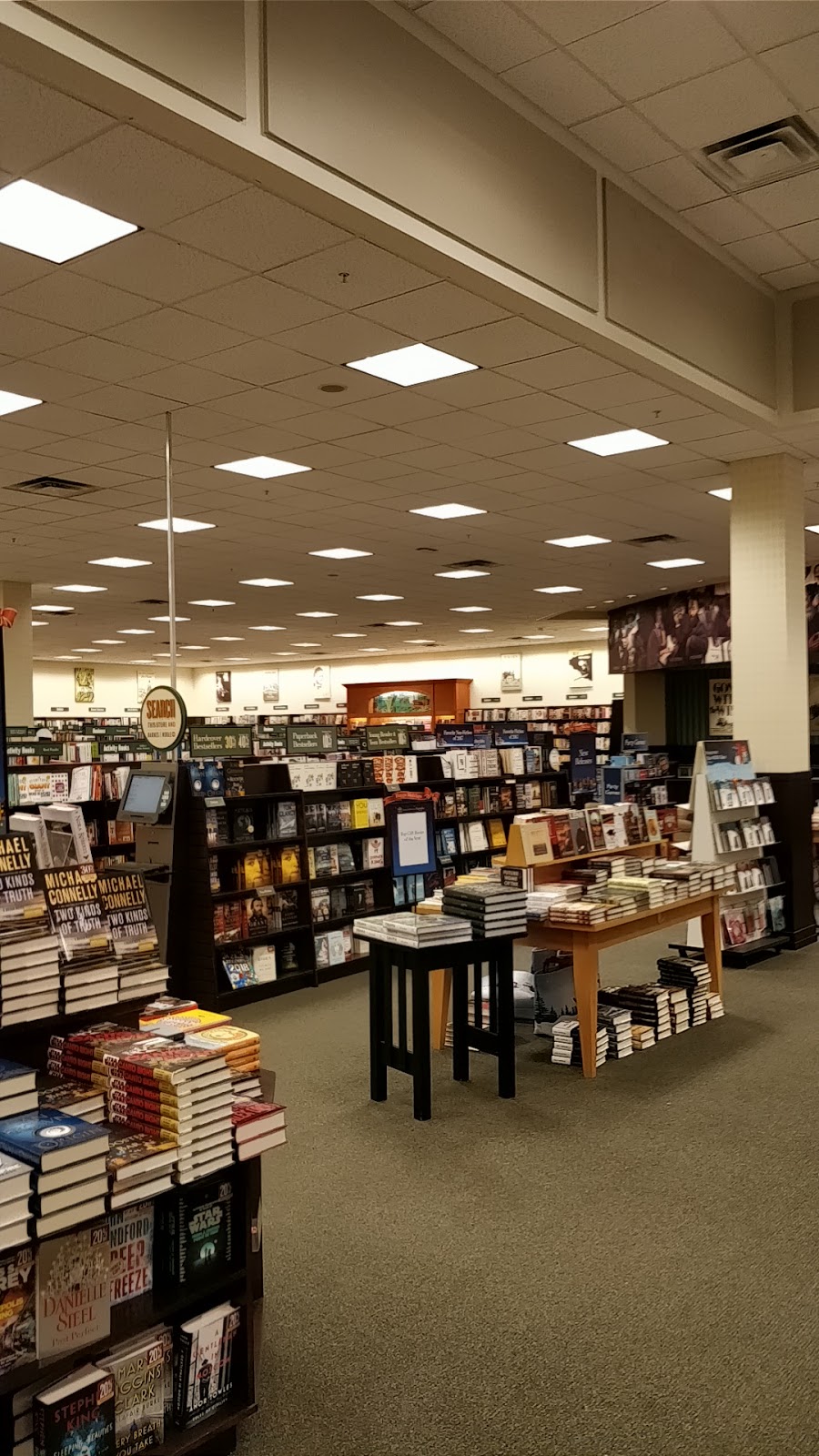 Barnes & Noble | The Shops at, 4100 Deer Creek Suite 100, Highland Village, TX 75077, USA | Phone: (972) 966-0099