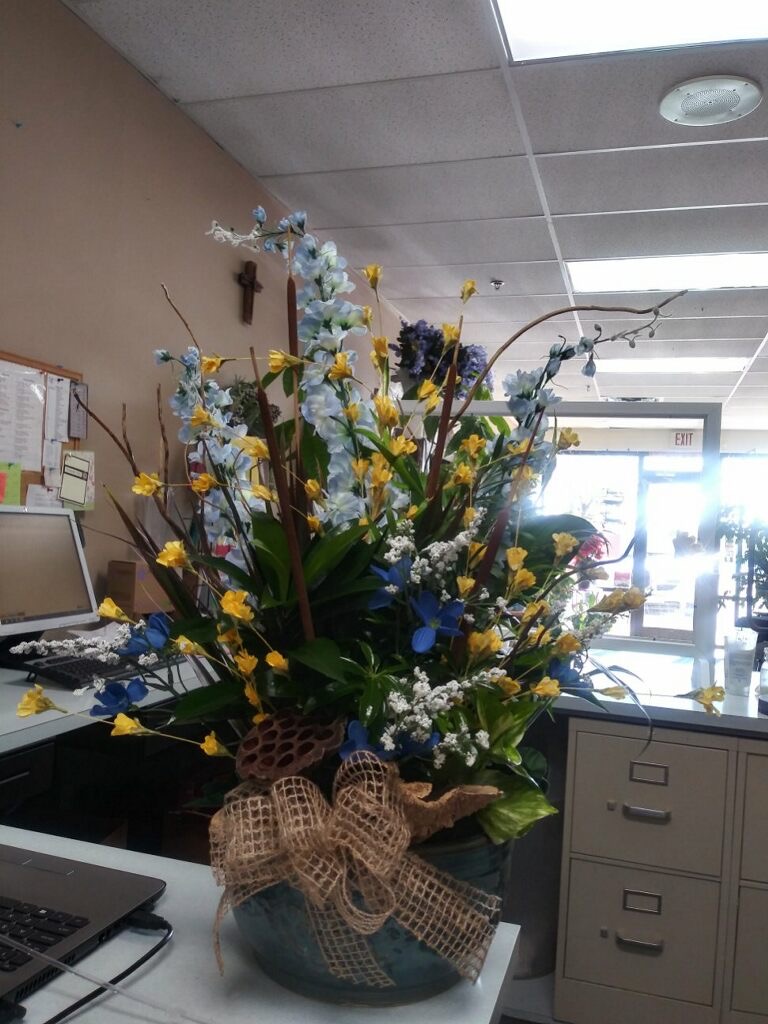 A Wildflower Florist | 2916 N Powers Blvd, Colorado Springs, CO 80922, USA | Phone: (719) 591-2100