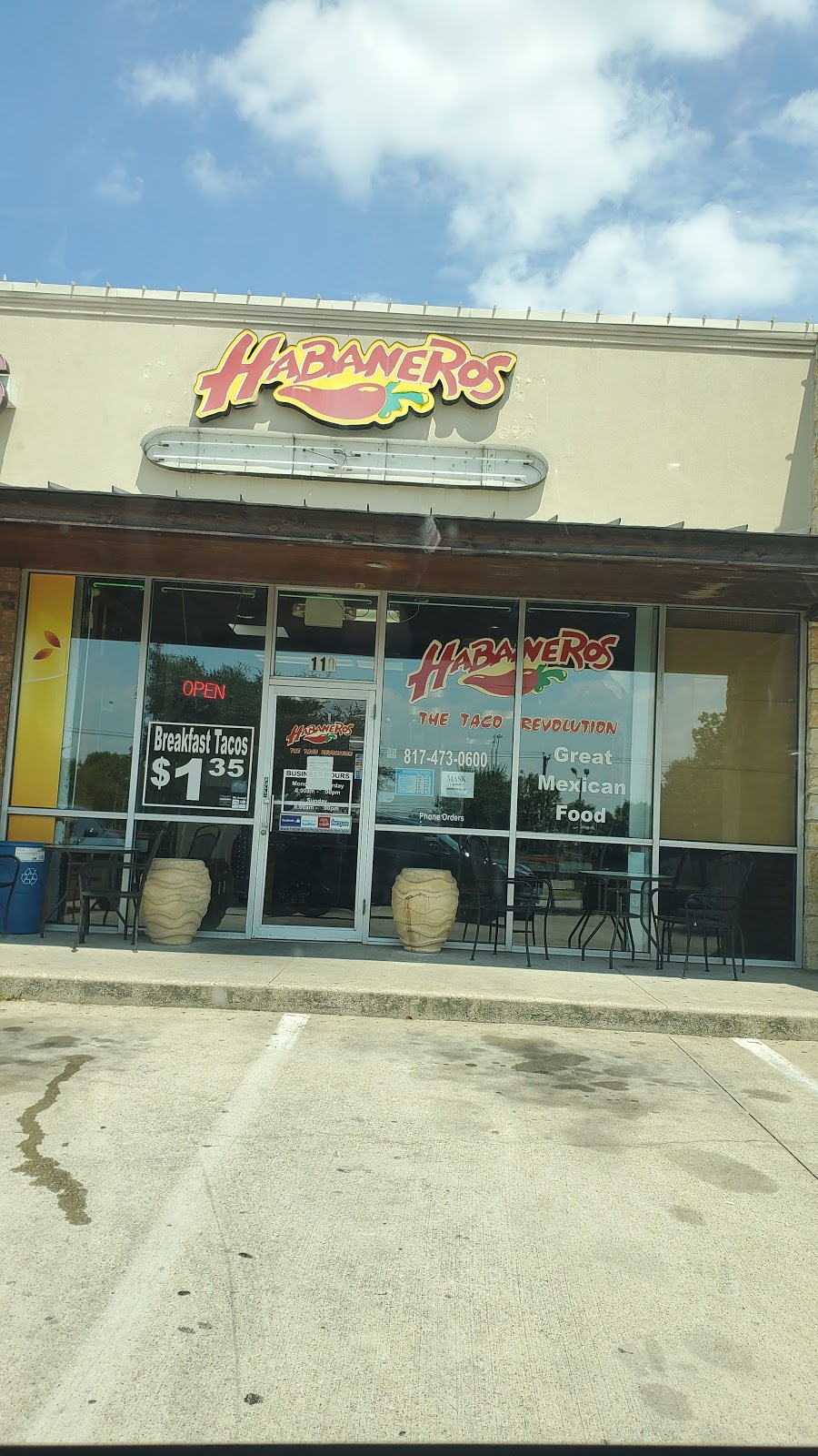 Habaneros The Taco Revolution | 640 W Debbie Ln, Mansfield, TX 76063, USA | Phone: (817) 473-0600