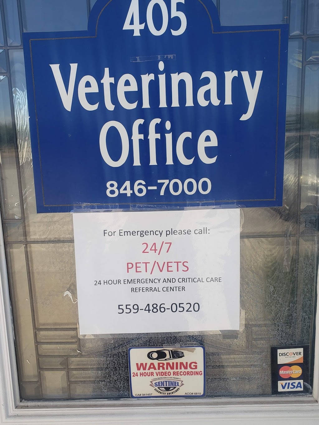 Veterinary Medical Center | 405 N Goldenrod Ave, Kerman, CA 93630, USA | Phone: (559) 846-7000